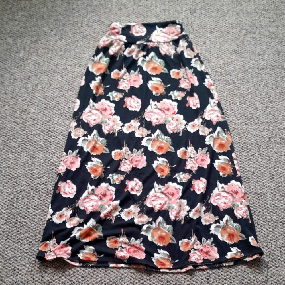 Joe B Black Floral A-Line Skirt